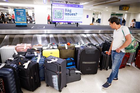 No Warning, No Flights—U.S. Airline Collapse Strands Travelers Across the Country 4 Baggage left behind on conveyors