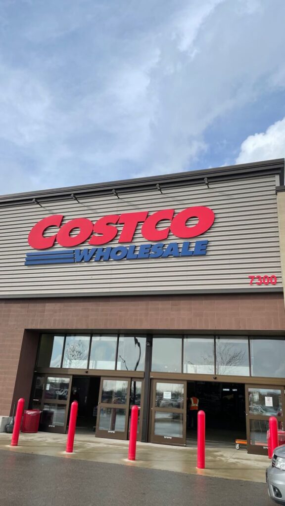 Neither Walmart Nor Amazon Saw This Coming—Costco’s New Megastore Is a Game-Changer 4 Costco Shop