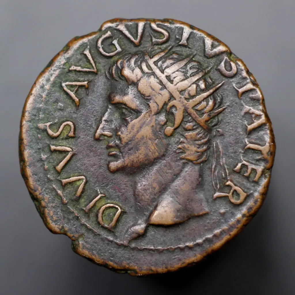 Ancient 2,000-Year-Old Coin Fetches $3 Million—Collectors Stunned by Historic Auction 2 Emperor Augustus Coins