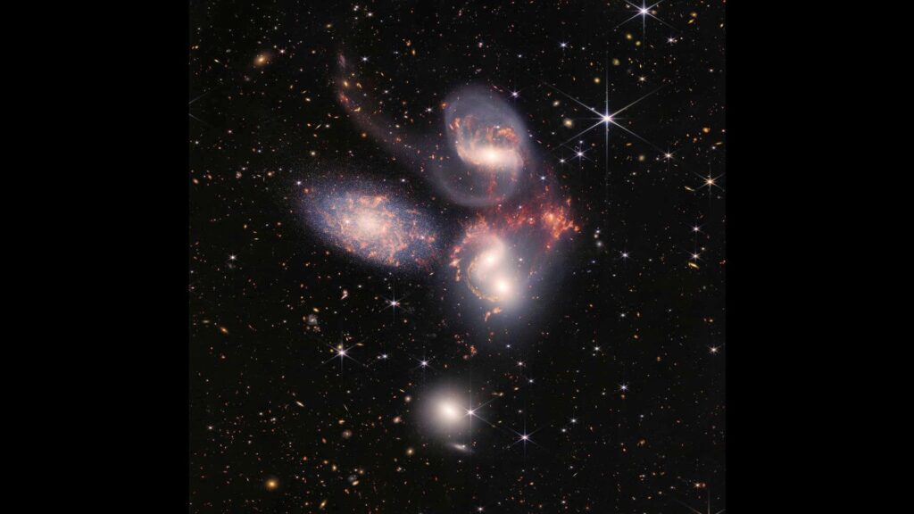 Shocking Discovery: James Webb Space Telescope Captures Enormous Cosmic Structures with Dozens of Galaxies 3 Pandora's Cluster (Abell 2744)