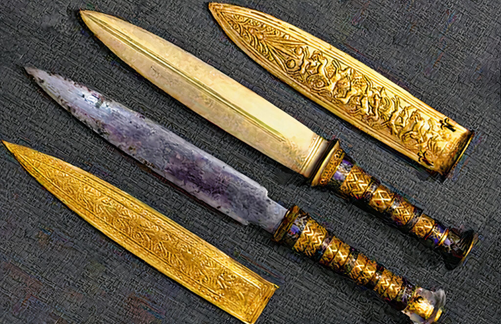 Tutankhamun’s ‘Sky Dagger’ Mystery SOLVED — Science Reveals Its Meteorite Origins! 3 Tutankhamuns Sky Dagger