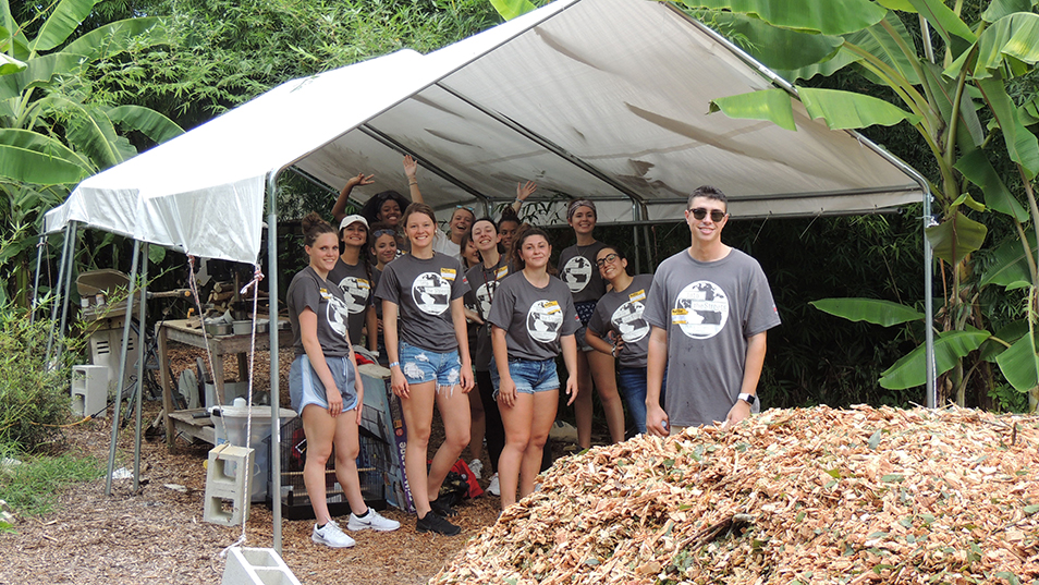 America’s Most Generous State Right Now? This One’s Leading the Way With Huge Payouts 3 University of Utah student volunteers